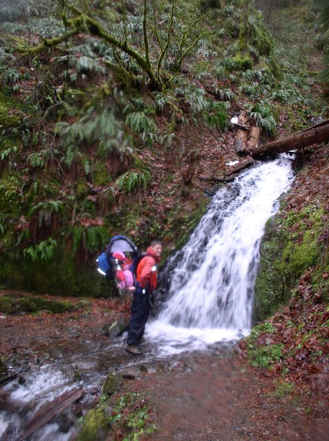 12.27.05 Triple Falls 079 